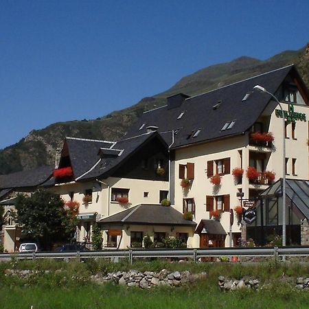 Hotel Edelweiss Arties Luaran gambar