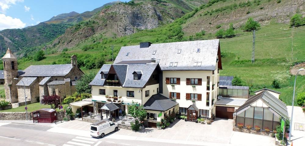 Hotel Edelweiss Arties Luaran gambar