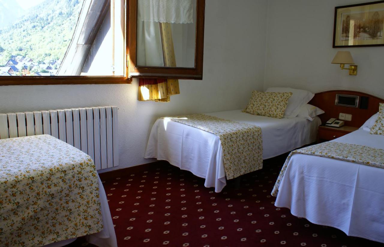Hotel Edelweiss Arties Luaran gambar