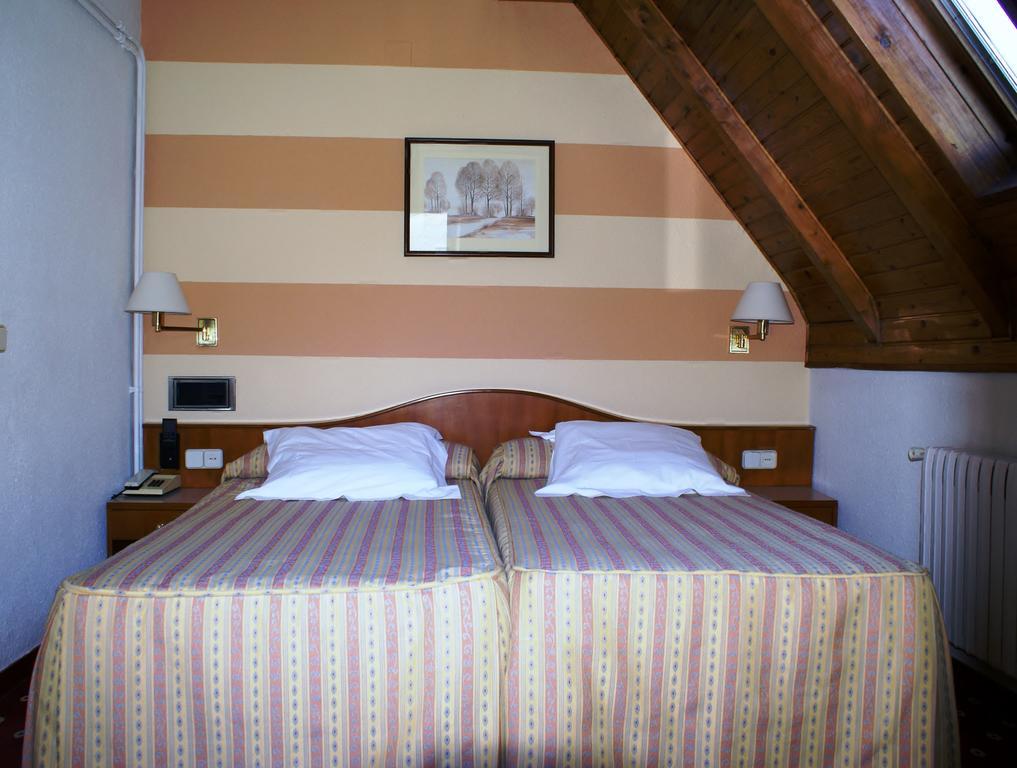 Hotel Edelweiss Arties Luaran gambar